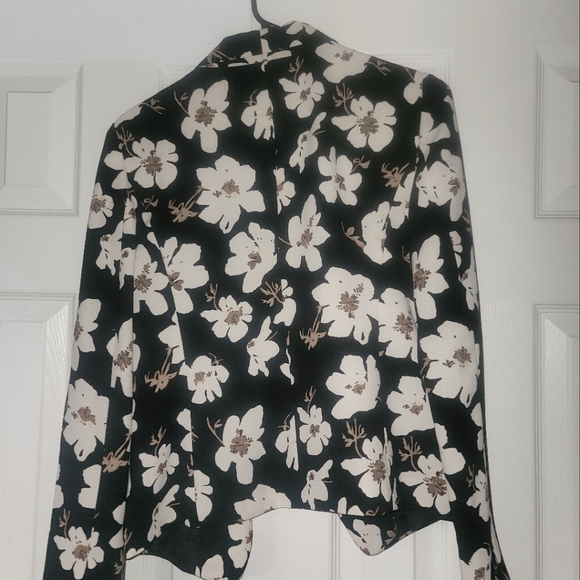 Floral Jacket - Picture 2 of 2